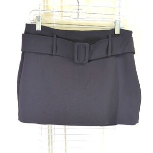 Zara Large Elegant Black Stretchy Fabric Belted Mini Skort